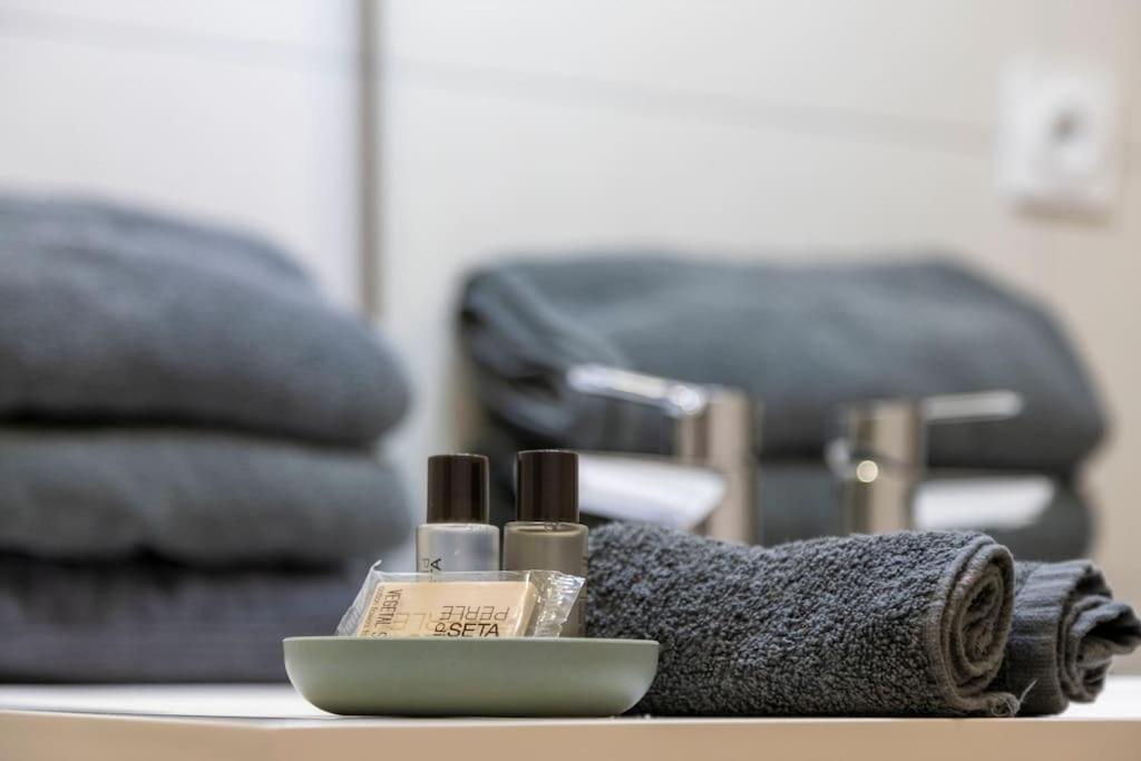 Modern'blue - Gare A 3min-geneve Acces Direct Apartment *