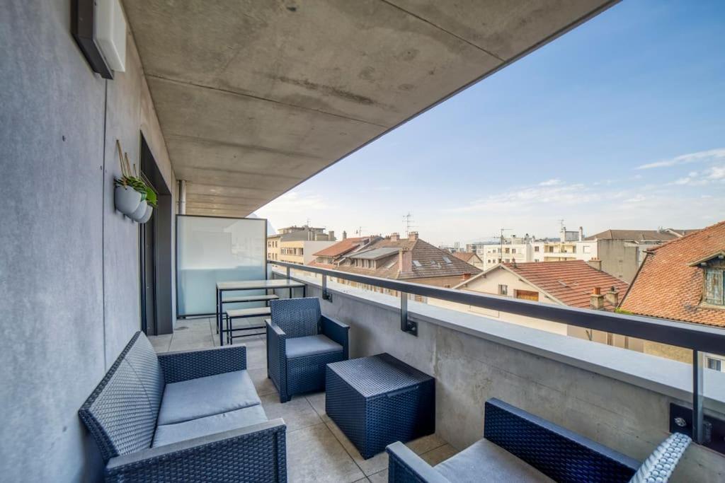 Modern'blue - Gare A 3min-geneve Acces Direct Apartment